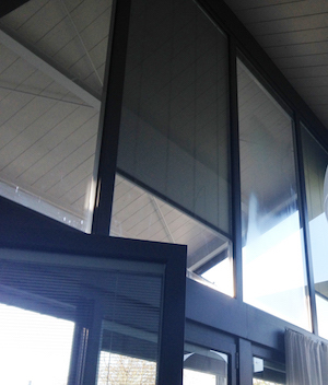 Serramenti con Vetri con Veneziana elettrica